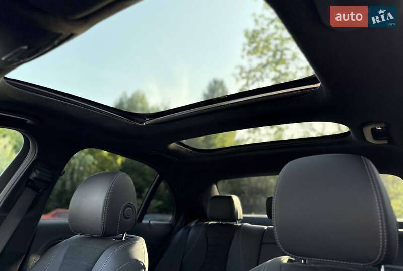 Седан Mercedes-Benz E-Class 2023 в Львові