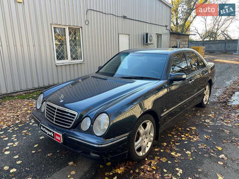 Mercedes-Benz E-Class 2002 Mercedes-Benz E-Class 2002