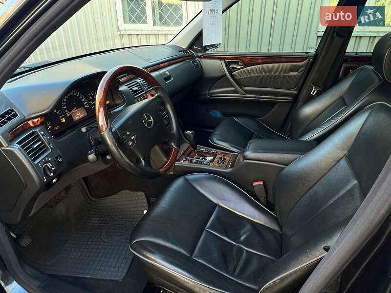 Седан Mercedes-Benz E-Class 2002 в Києві фото 10 Седан Mercedes-Benz E-Class 2002 в Києві