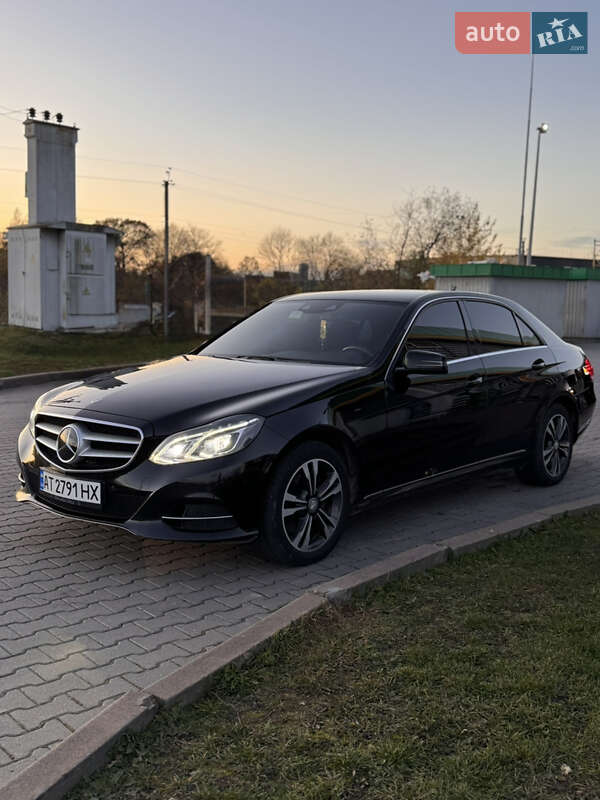 Седан Mercedes-Benz E-Class 2014 в Городенці фото Седан Mercedes-Benz E-Class 2014 в Городенці