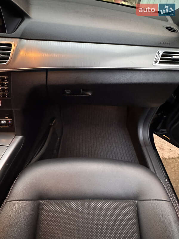 Седан Mercedes-Benz E-Class 2014 в Городенці фото 57 Седан Mercedes-Benz E-Class 2014 в Городенці