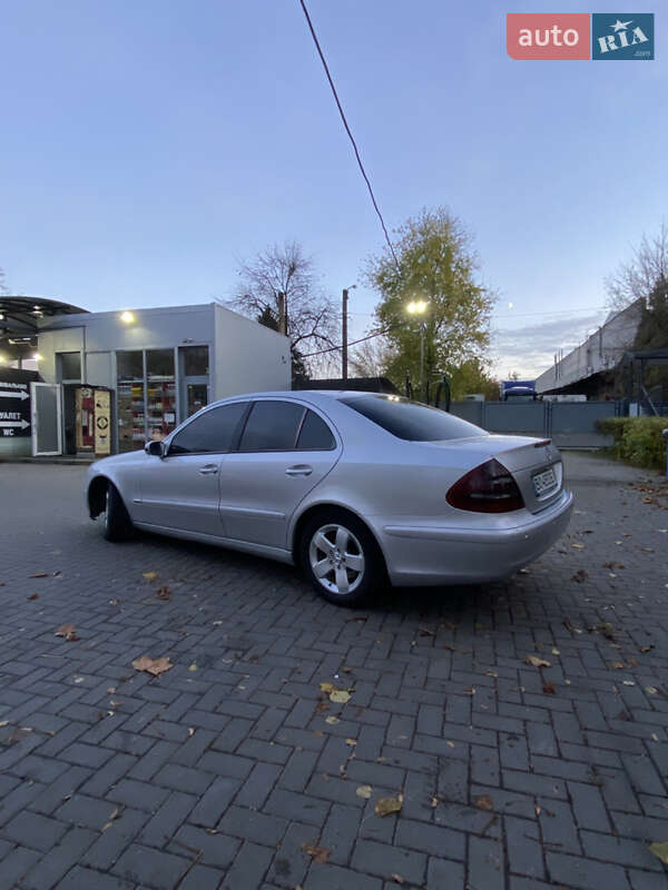 Седан Mercedes-Benz E-Class 2002 в Львове фото 4 Седан Mercedes-Benz E-Class 2002 в Львове