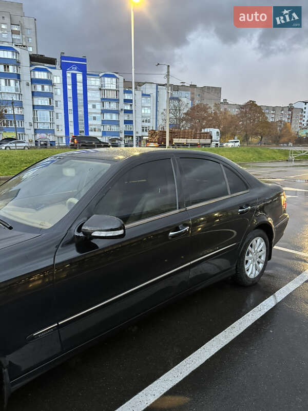 Седан Mercedes-Benz E-Class 2008 в Чернігові фото 4 Седан Mercedes-Benz E-Class 2008 в Чернігові
