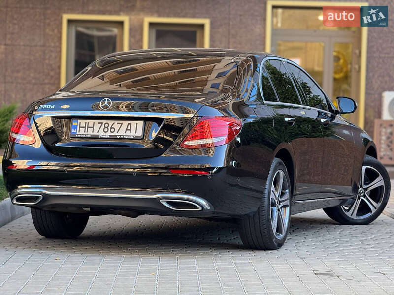 Седан Mercedes-Benz E-Class 2019 в Одессе фото 10 Седан Mercedes-Benz E-Class 2019 в Одессе