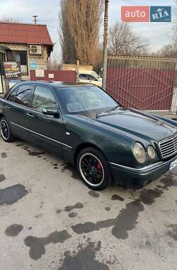 Седан Mercedes-Benz E-Class 1997 в Полтаві