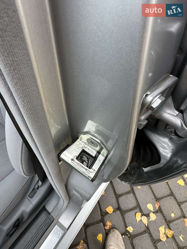 Седан Mercedes-Benz E-Class 2000 в Луцьку фото 19 Седан Mercedes-Benz E-Class 2000 в Луцьку