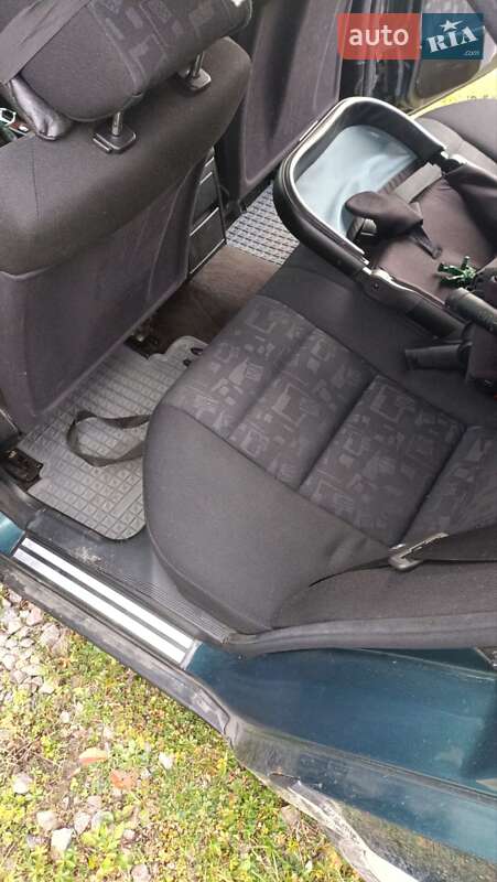 Седан Mercedes-Benz E-Class 1996 в Луцьку фото 10 Седан Mercedes-Benz E-Class 1996 в Луцьку