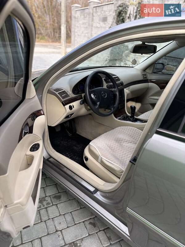 Седан Mercedes-Benz E-Class 2004 в Каменец-Подольском