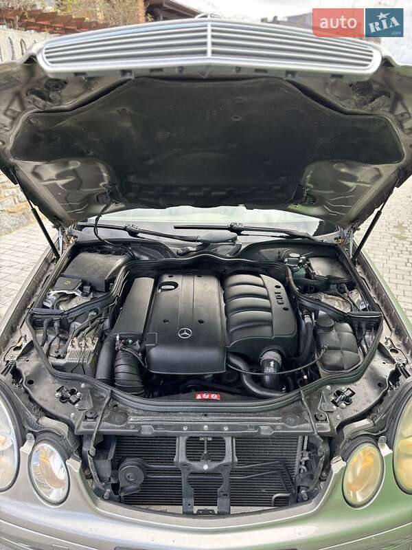 Седан Mercedes-Benz E-Class 2004 в Каменец-Подольском