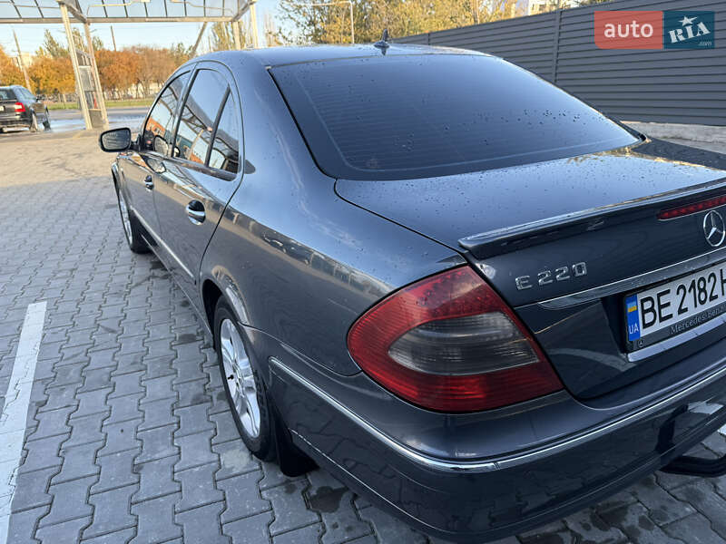 Седан Mercedes-Benz E-Class 2008 в Николаеве фото 11 Седан Mercedes-Benz E-Class 2008 в Николаеве