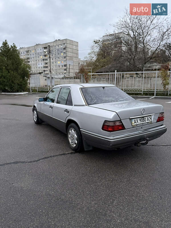 Седан Mercedes-Benz E-Class 1995 в Харкові фото 2 Седан Mercedes-Benz E-Class 1995 в Харкові
