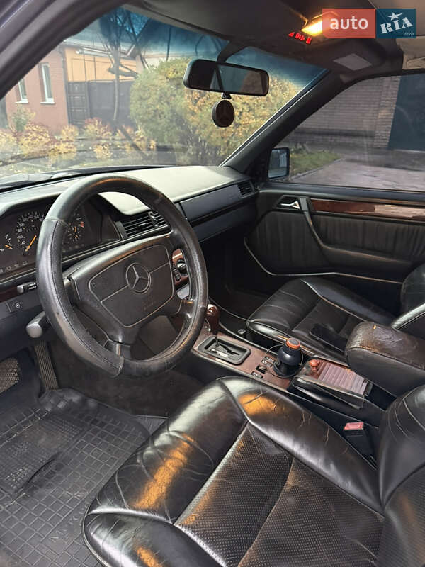 Седан Mercedes-Benz E-Class 1995 в Харькове фото 12 Седан Mercedes-Benz E-Class 1995 в Харькове