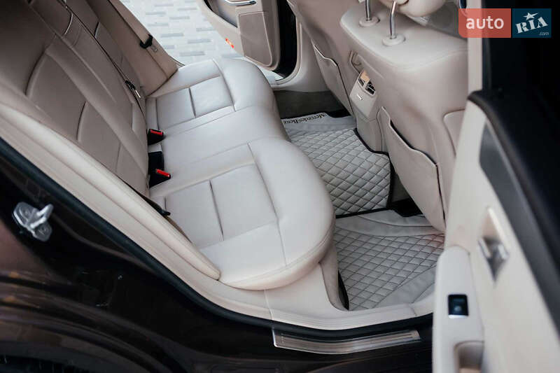 Седан Mercedes-Benz E-Class 2013 в Тернополі