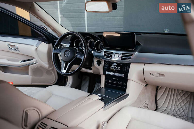 Седан Mercedes-Benz E-Class 2013 в Тернополі