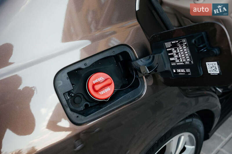 Седан Mercedes-Benz E-Class 2013 в Тернополі