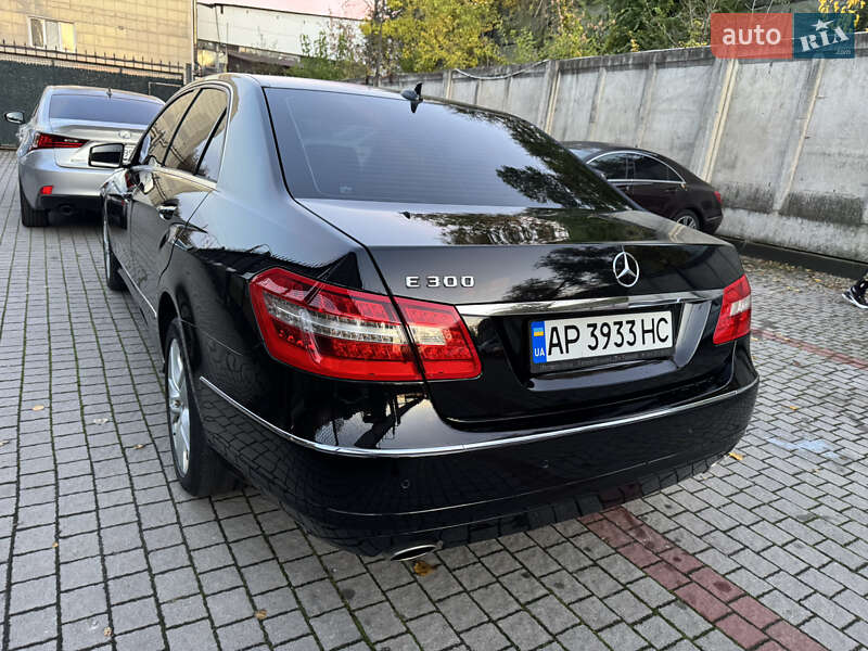 Седан Mercedes-Benz E-Class 2009 в Запоріжжі