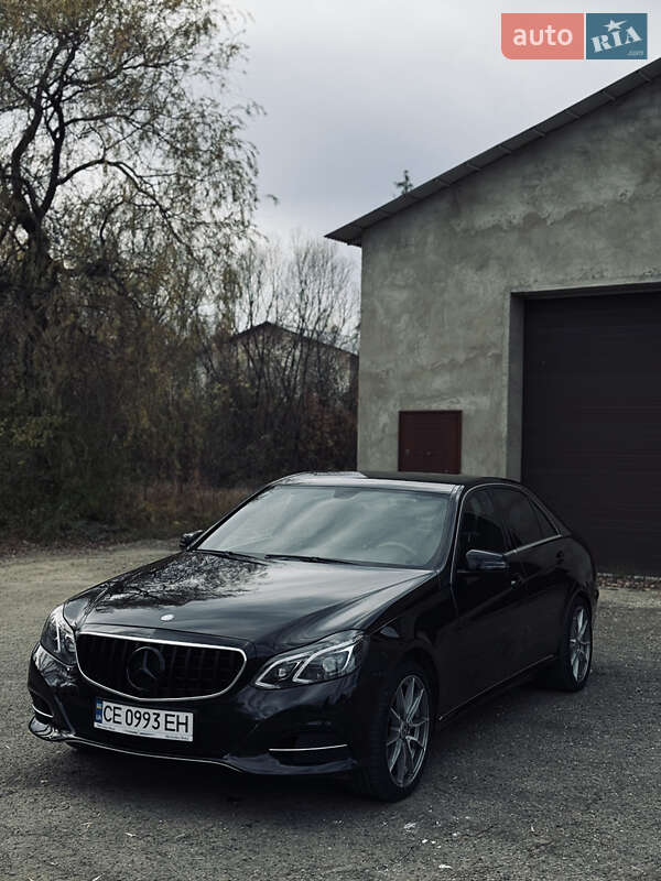 Седан Mercedes-Benz E-Class 2013 в Сторожинці