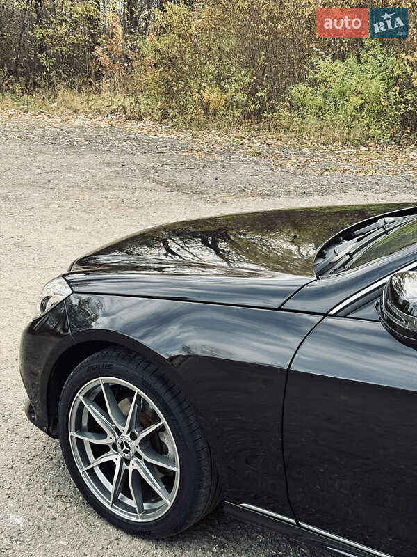 Седан Mercedes-Benz E-Class 2013 в Сторожинці