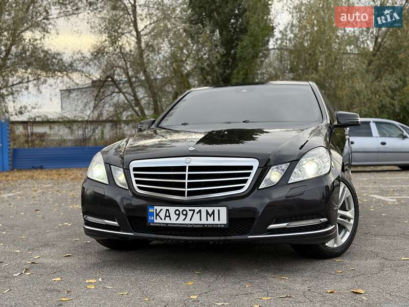 Седан Mercedes-Benz E-Class 2011 в Киеве фото 3 Седан Mercedes-Benz E-Class 2011 в Киеве