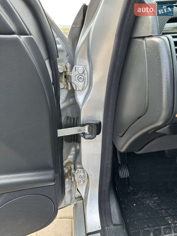 Седан Mercedes-Benz E-Class 2000 в Сторожинце