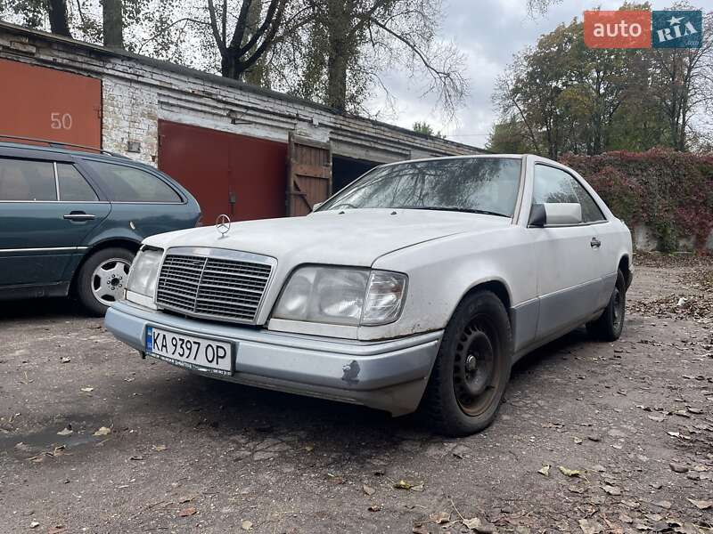 Купе Mercedes-Benz E-Class 1994 в Києві фото 5 Купе Mercedes-Benz E-Class 1994 в Києві