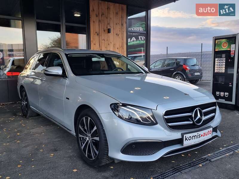 Універсал Mercedes-Benz E-Class 2019 в Вінниці фото 24 Універсал Mercedes-Benz E-Class 2019 в Вінниці