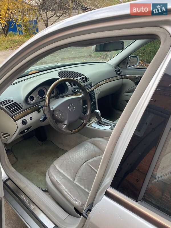 Седан Mercedes-Benz E-Class 2004 в Сумах фото 14 Седан Mercedes-Benz E-Class 2004 в Сумах