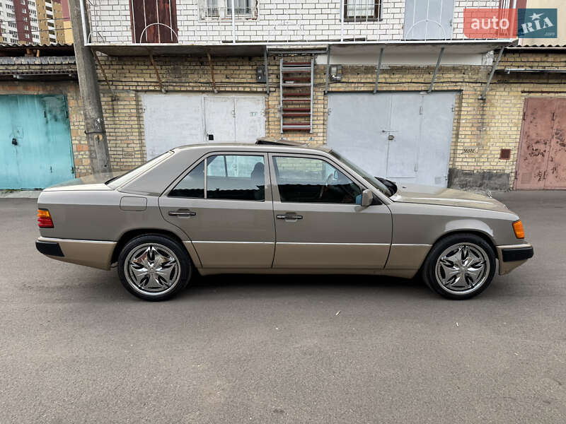 Седан Mercedes-Benz E-Class 1990 в Киеве фото 2 Седан Mercedes-Benz E-Class 1990 в Киеве