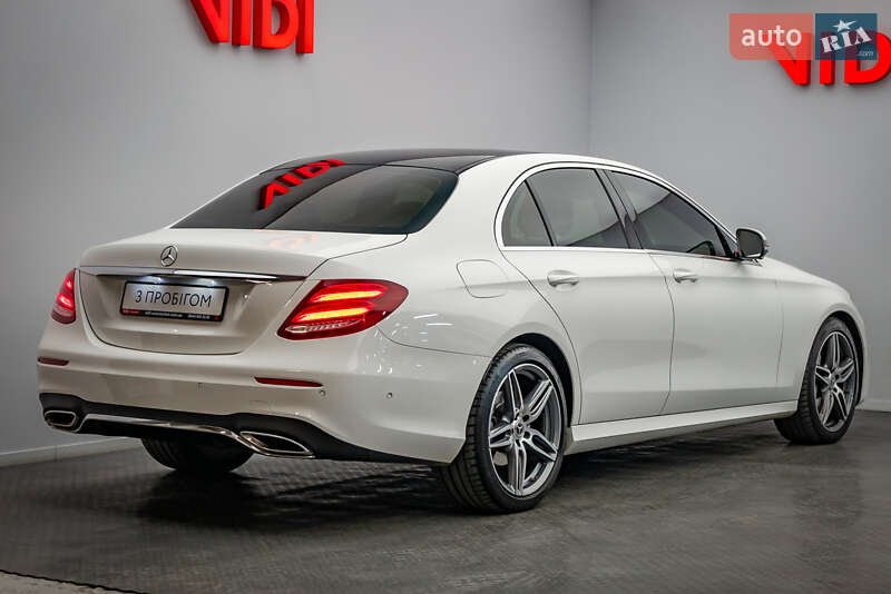 Седан Mercedes-Benz E-Class 2018 в Киеве