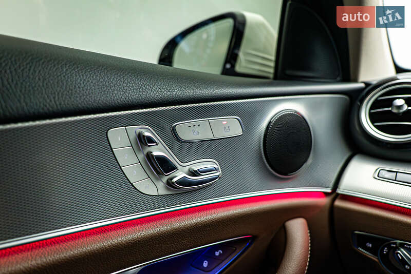 Седан Mercedes-Benz E-Class 2018 в Киеве