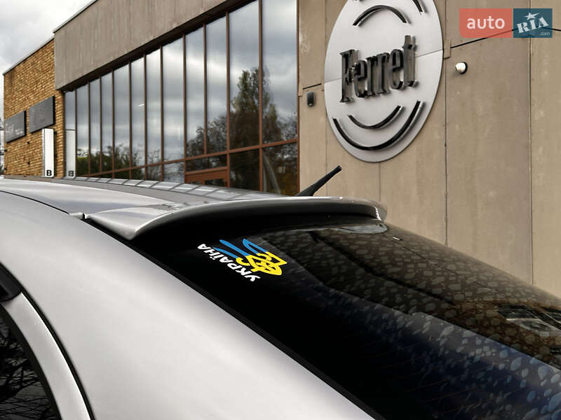 Седан Mercedes-Benz E-Class 2002 в Луцке