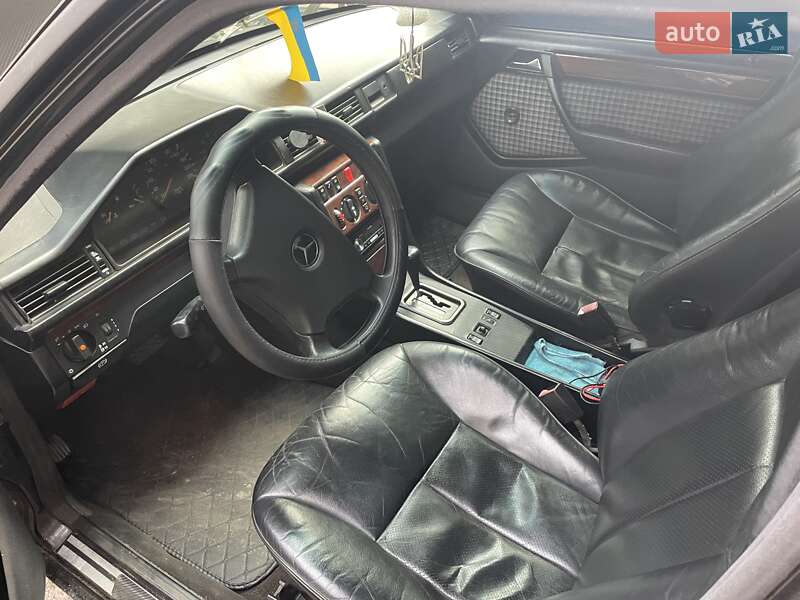 Седан Mercedes-Benz E-Class 1992 в Первомайске фото 10 Седан Mercedes-Benz E-Class 1992 в Первомайске