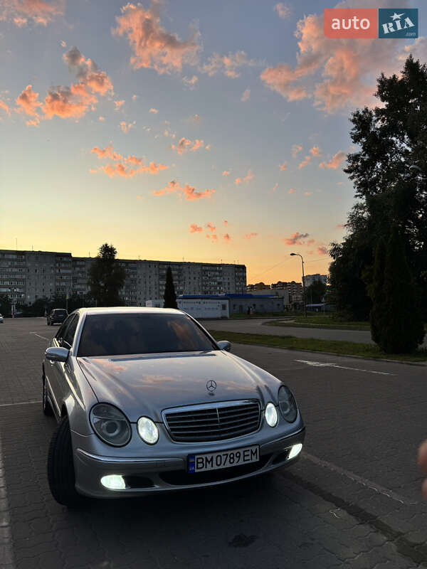 Mercedes-Benz E-Class 2002
