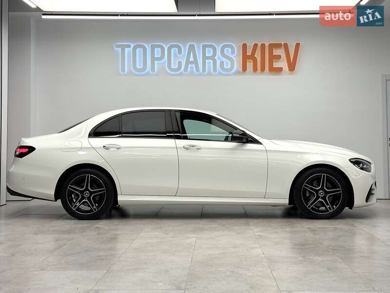 Седан Mercedes-Benz E-Class 2022 в Киеве