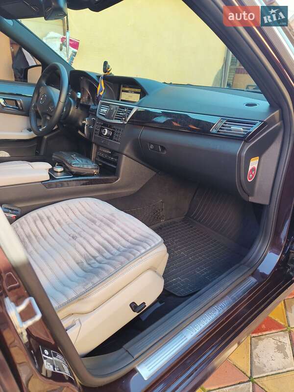 Универсал Mercedes-Benz E-Class 2010 в Владимире