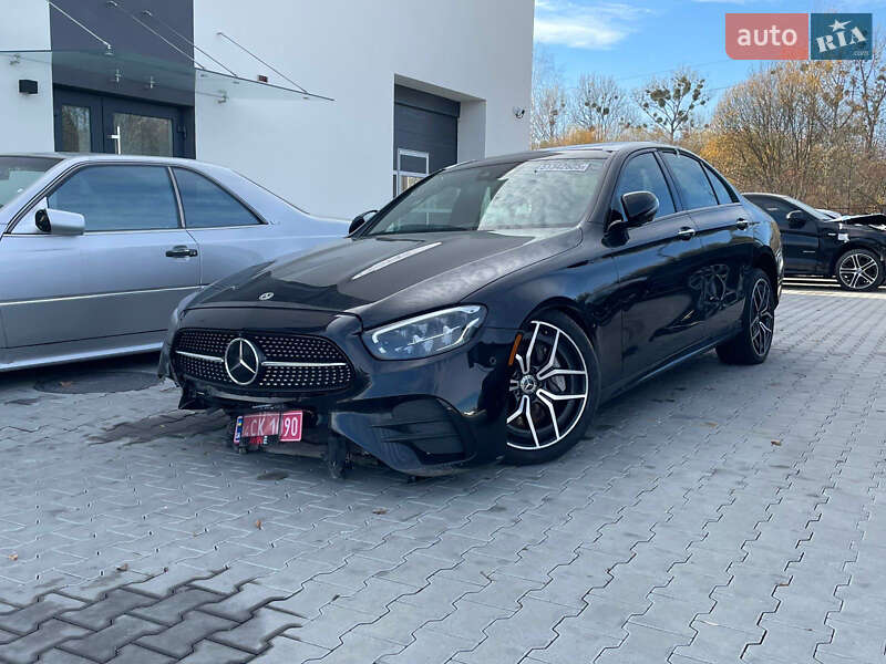 Седан Mercedes-Benz E-Class 2023 в Львове