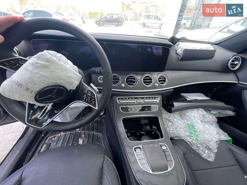 Седан Mercedes-Benz E-Class 2023 в Львове