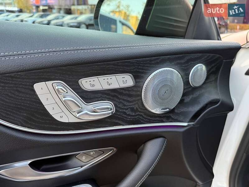 Купе Mercedes-Benz E-Class 2017 в Киеве фото 13 Купе Mercedes-Benz E-Class 2017 в Киеве