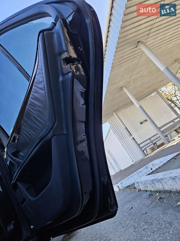 Седан Mercedes-Benz E-Class 1996 в Ізмаїлі