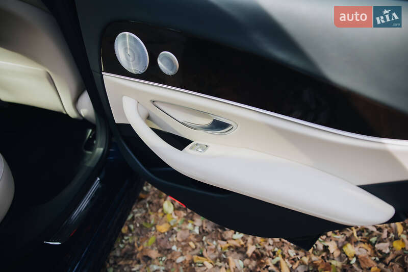 Седан Mercedes-Benz E-Class 2020 в Бучаче фото 51 Седан Mercedes-Benz E-Class 2020 в Бучаче
