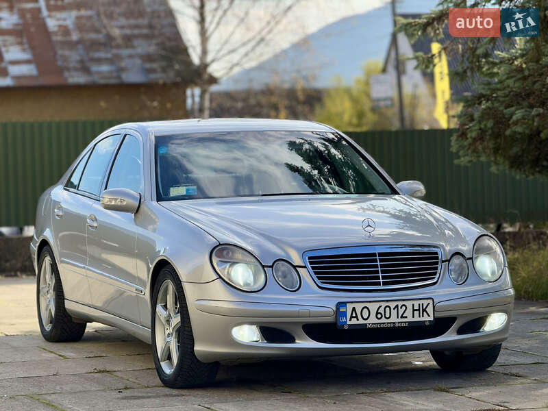 Седан Mercedes-Benz E-Class 2004 в Межгорье фото 15 Седан Mercedes-Benz E-Class 2004 в Межгорье