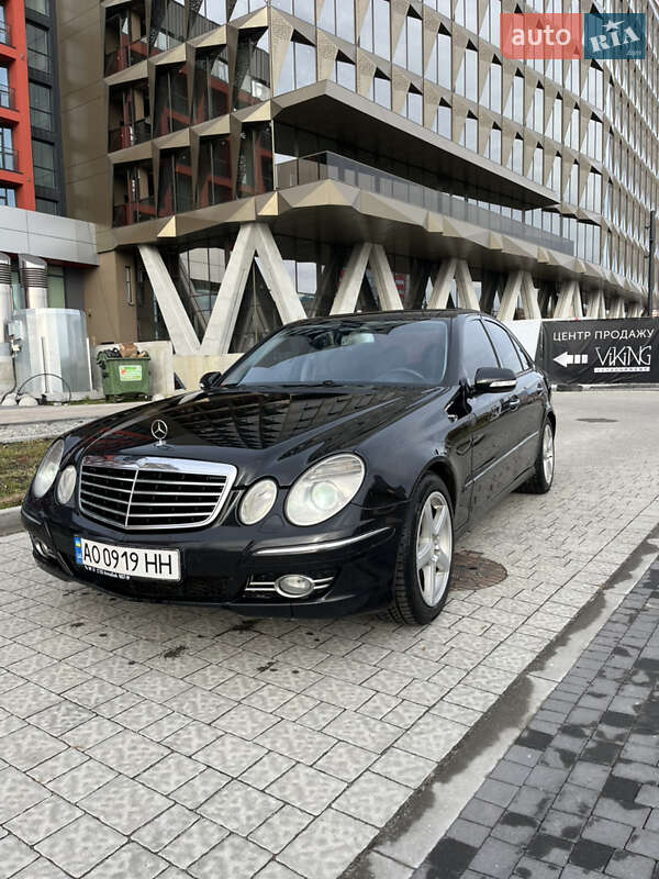 Седан Mercedes-Benz E-Class 2006 в Львові