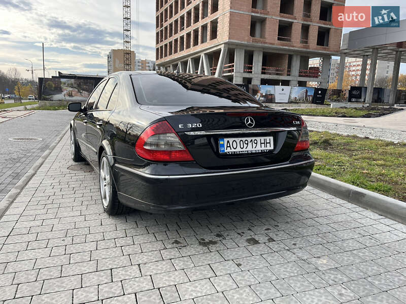 Седан Mercedes-Benz E-Class 2006 в Львові