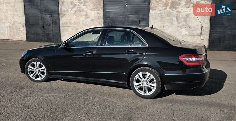 Седан Mercedes-Benz E-Class 2009 в Миколаєві