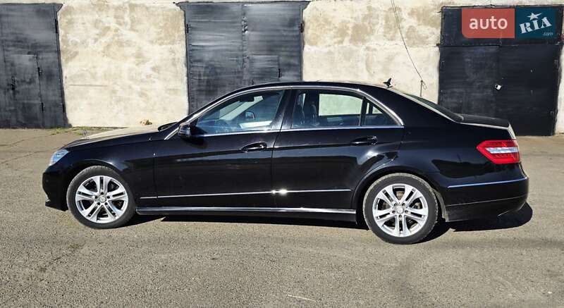 Седан Mercedes-Benz E-Class 2009 в Миколаєві