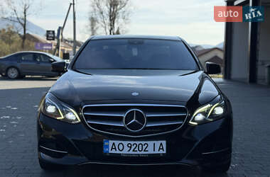 Седан Mercedes-Benz E-Class 2013 в Міжгір'ї