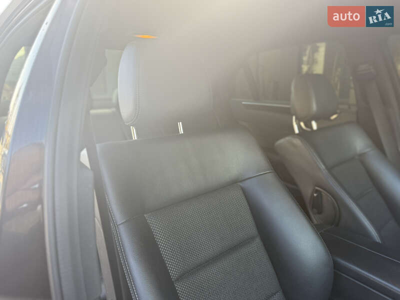 Седан Mercedes-Benz E-Class 2013 в Межгорье фото 26 Седан Mercedes-Benz E-Class 2013 в Межгорье