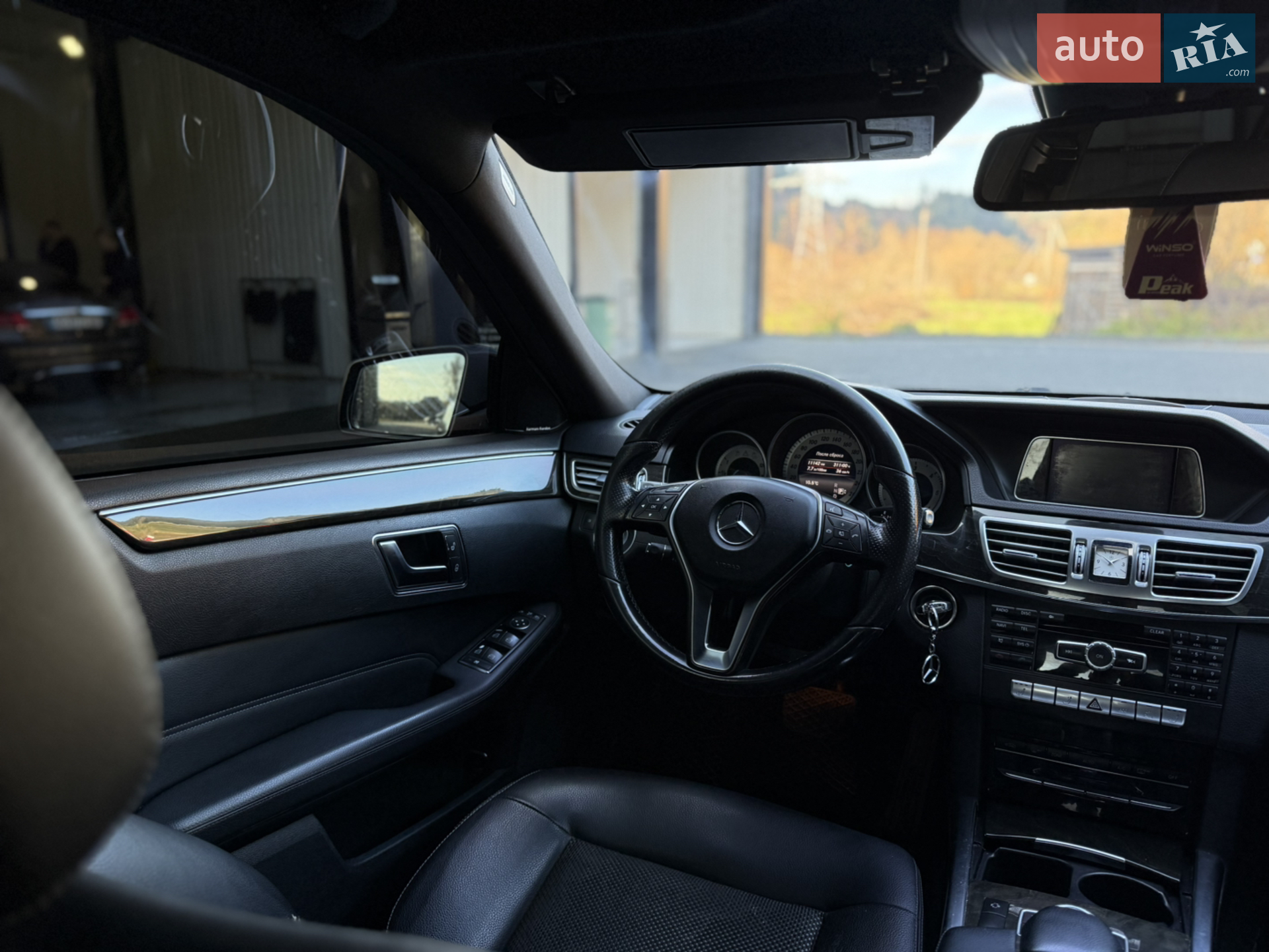 2013 Mercedes-Benz E-klasse - мініатюра 29