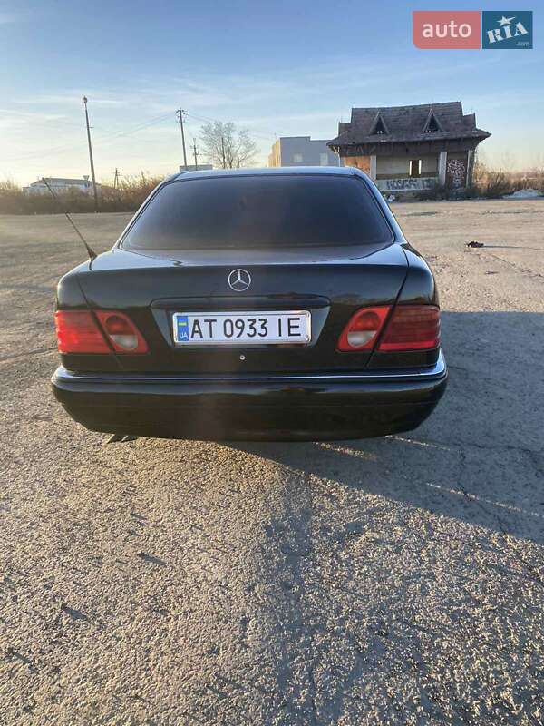 Седан Mercedes-Benz E-Class 1998 в Ивано-Франковске