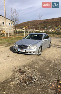 Седан Mercedes-Benz E-Class 2006 в Виноградове